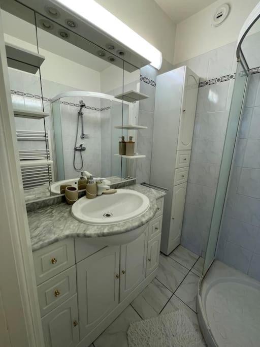 7Mn From The Center/ Pool/Parking Appartement Cannes Buitenkant foto